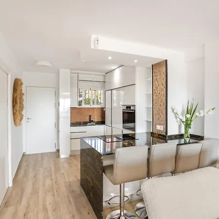 Casa Nathan Costa Blanca Торевьиа
